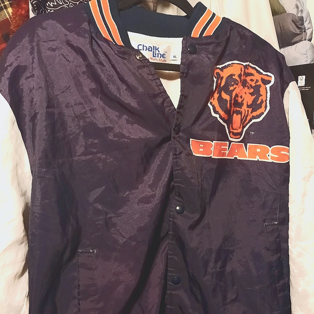Chalk Line Chicago Bears Button Up Jacket - Navy, Orange and White. XL and used.